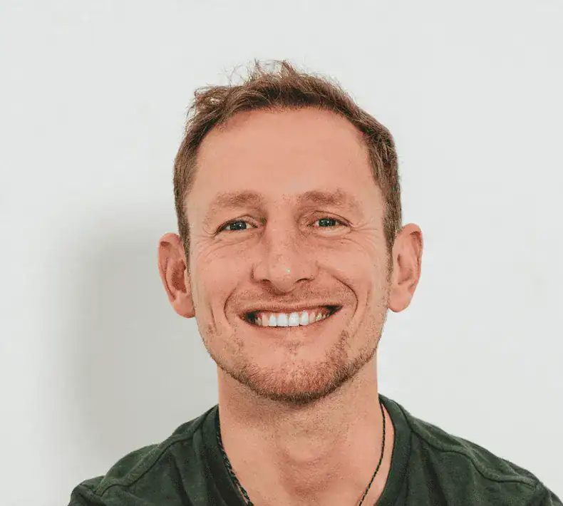 Jens Kemna — heartbreak coach, breathwork facilitator, sound healer